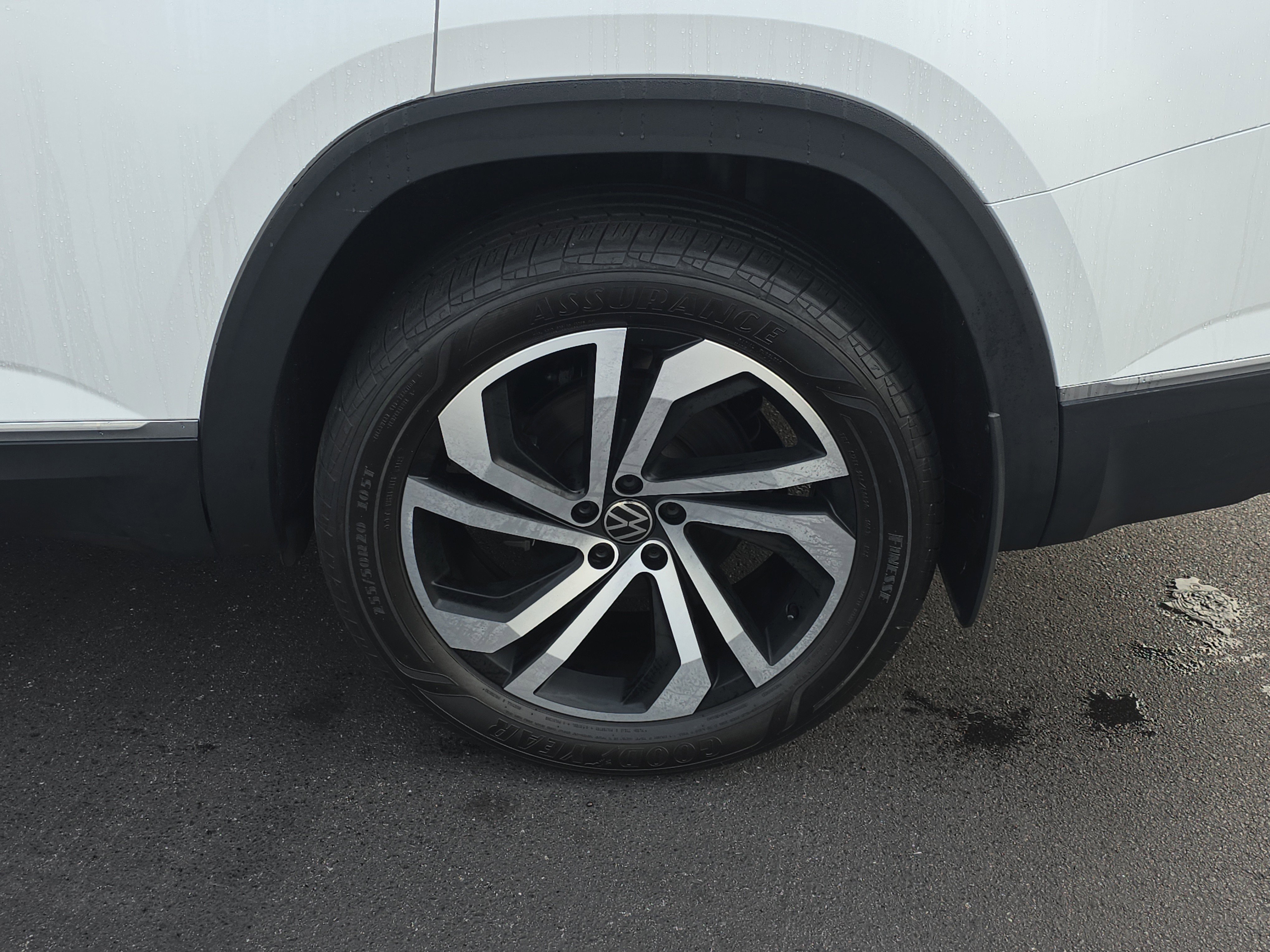 Used 2023 Volkswagen Atlas SEL image 5