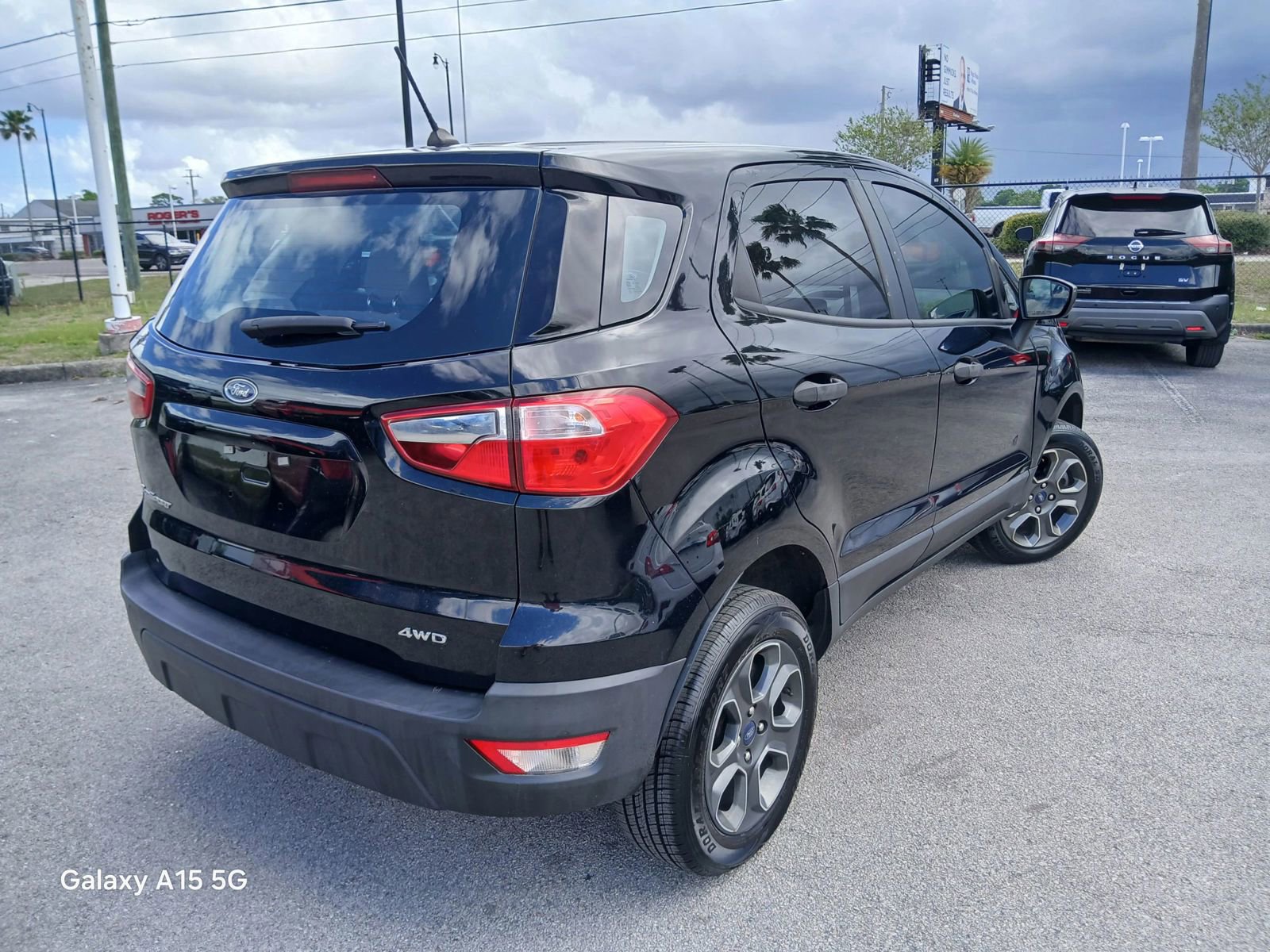 Used 2019 Ford EcoSport S AWD/4WD image 5