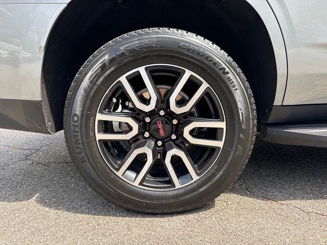 Used 2024 GMC Yukon AT4 image 19