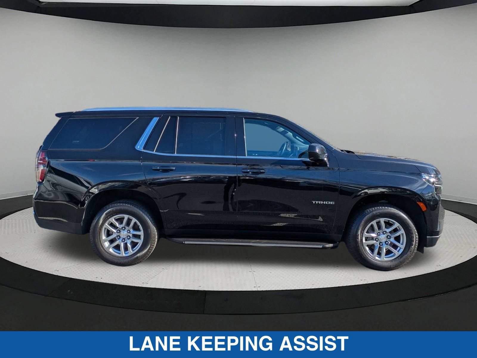 Used 2024 Chevrolet Tahoe LT AWD/4WD image 2