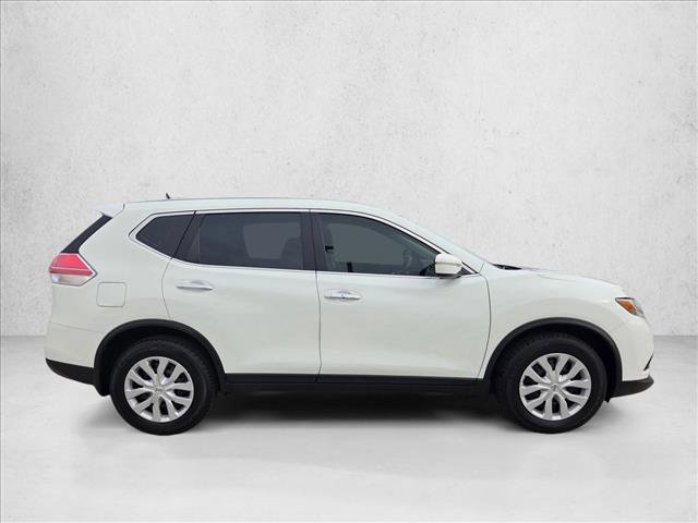 Used 2015 Nissan Rogue S image 4