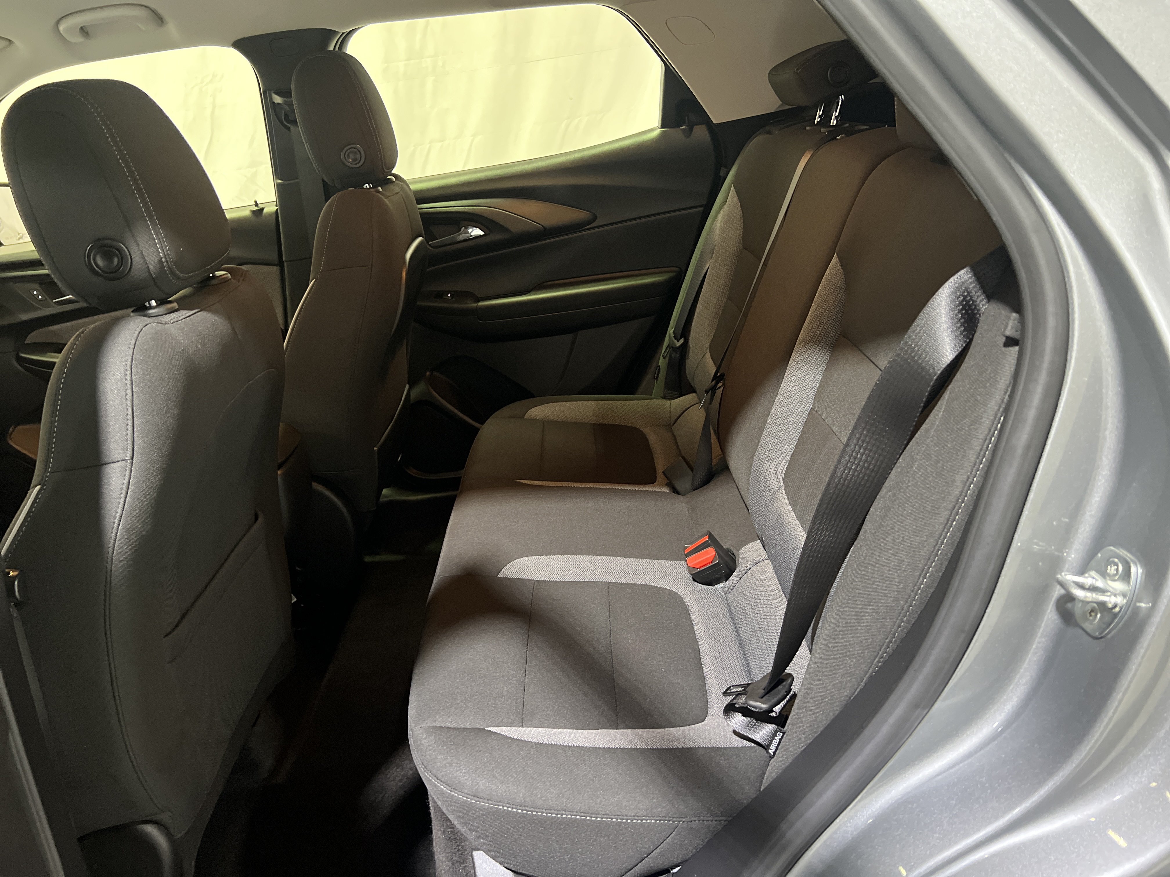 Used 2023 Chevrolet TrailBlazer LT FWD image 18