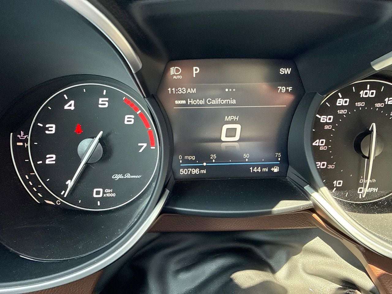 Used 2019 Alfa Romeo Stelvio Ti AWD/4WD image 2