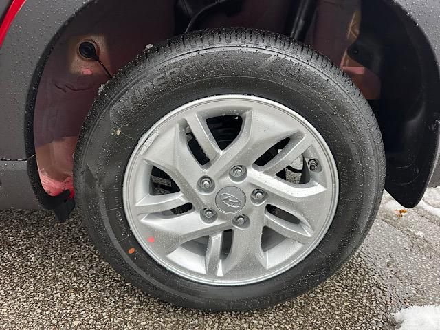 New 2026 Hyundai Venue SE image 12