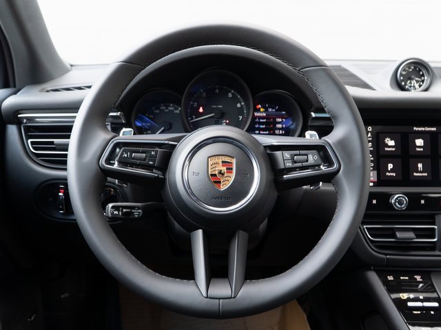 New 2026 Porsche Macan image 23