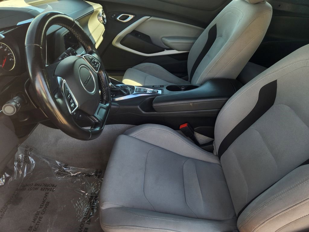 Used 2023 Chevrolet Camaro LT image 13