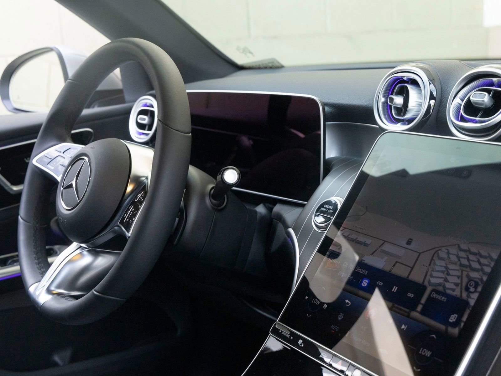 Used 2026 Mercedes-Benz GLC 300 image 28