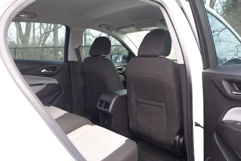 Certified 2024 Chevrolet Equinox LS w/ Driver Confidence II Package image 47