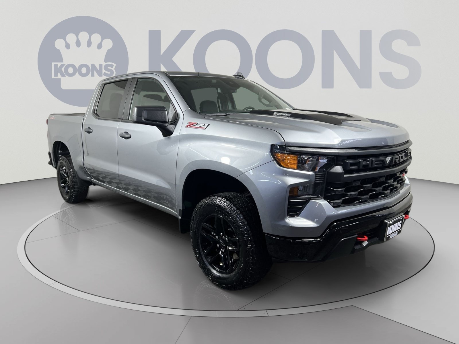 Used 2024 Chevrolet Silverado 1500 Custom Trail Boss AWD/4WD image 2
