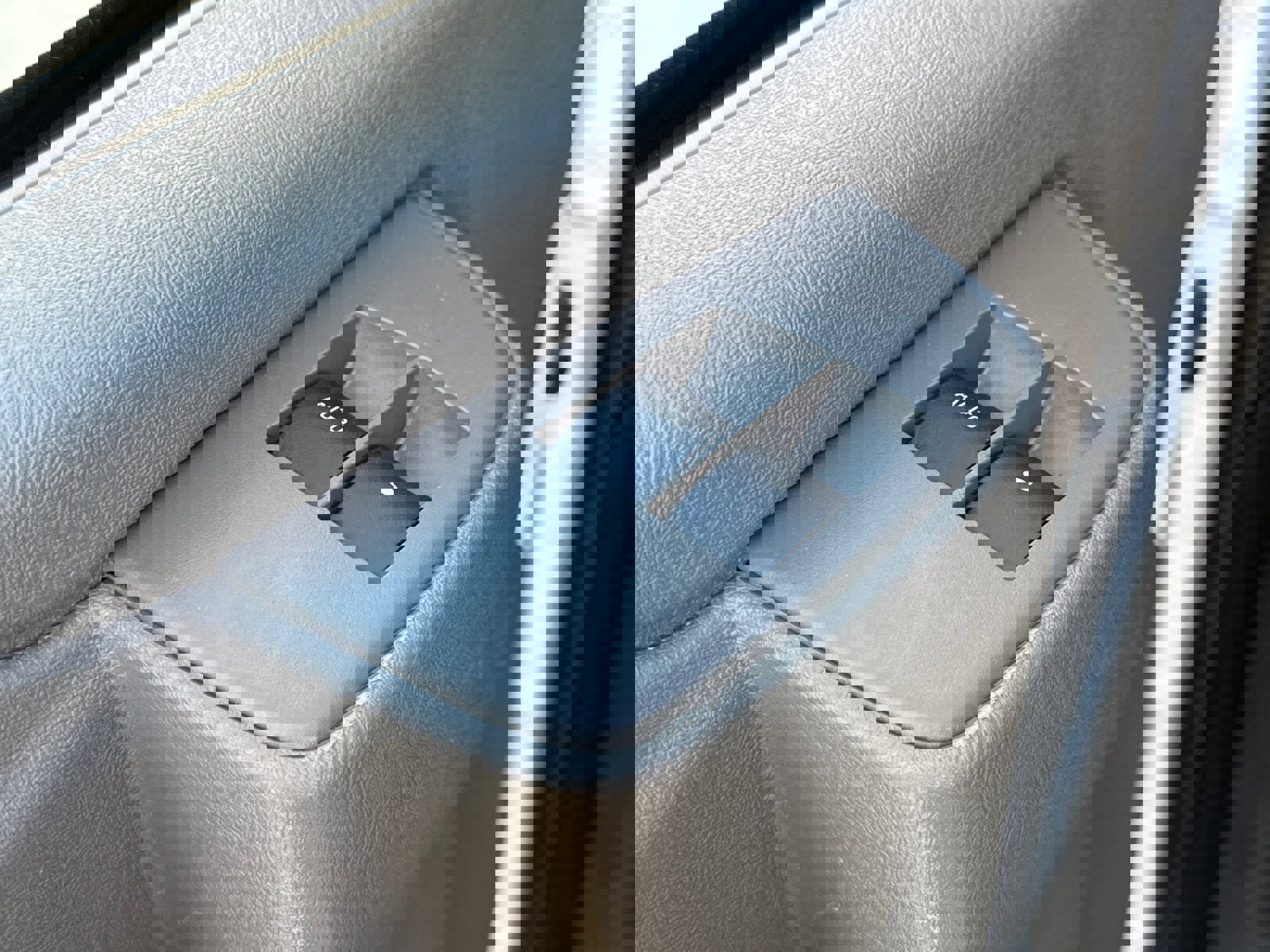 New 2025 GMC Savana 3500 w/ Power Convenience Package image 21