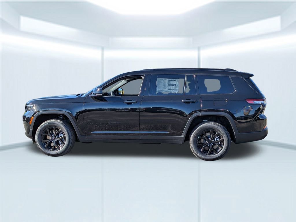 New 2025 Jeep Grand Cherokee L Altitude image 2