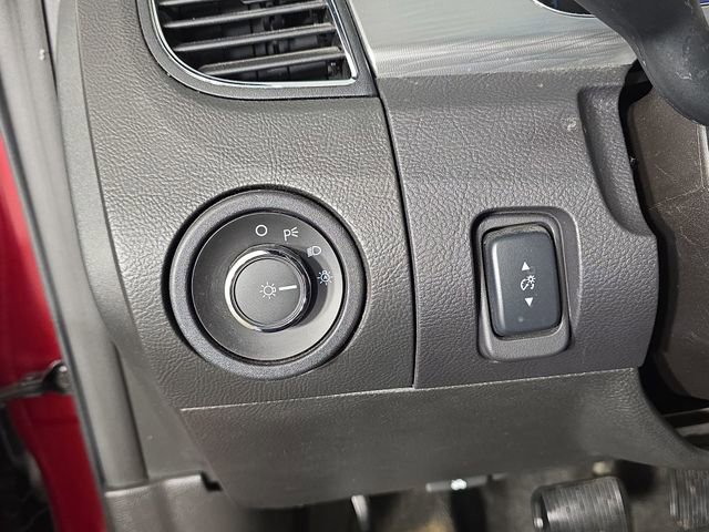 Used 2017 Ford Taurus SEL FWD image 28