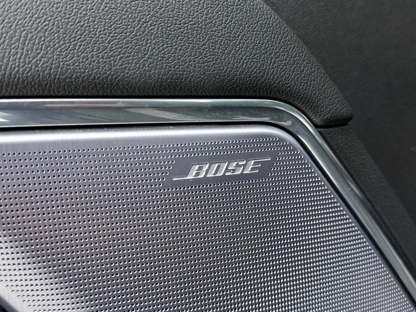 Used 2024 Chevrolet Silverado 2500 High Country w/ High Country Premium Package image 18