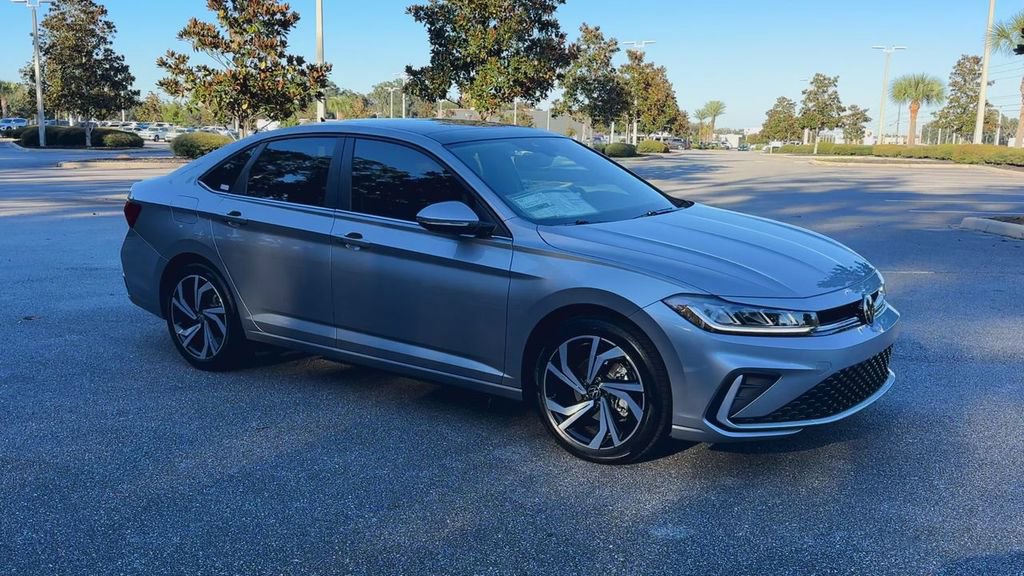 New 2026 Volkswagen Jetta SEL image 2