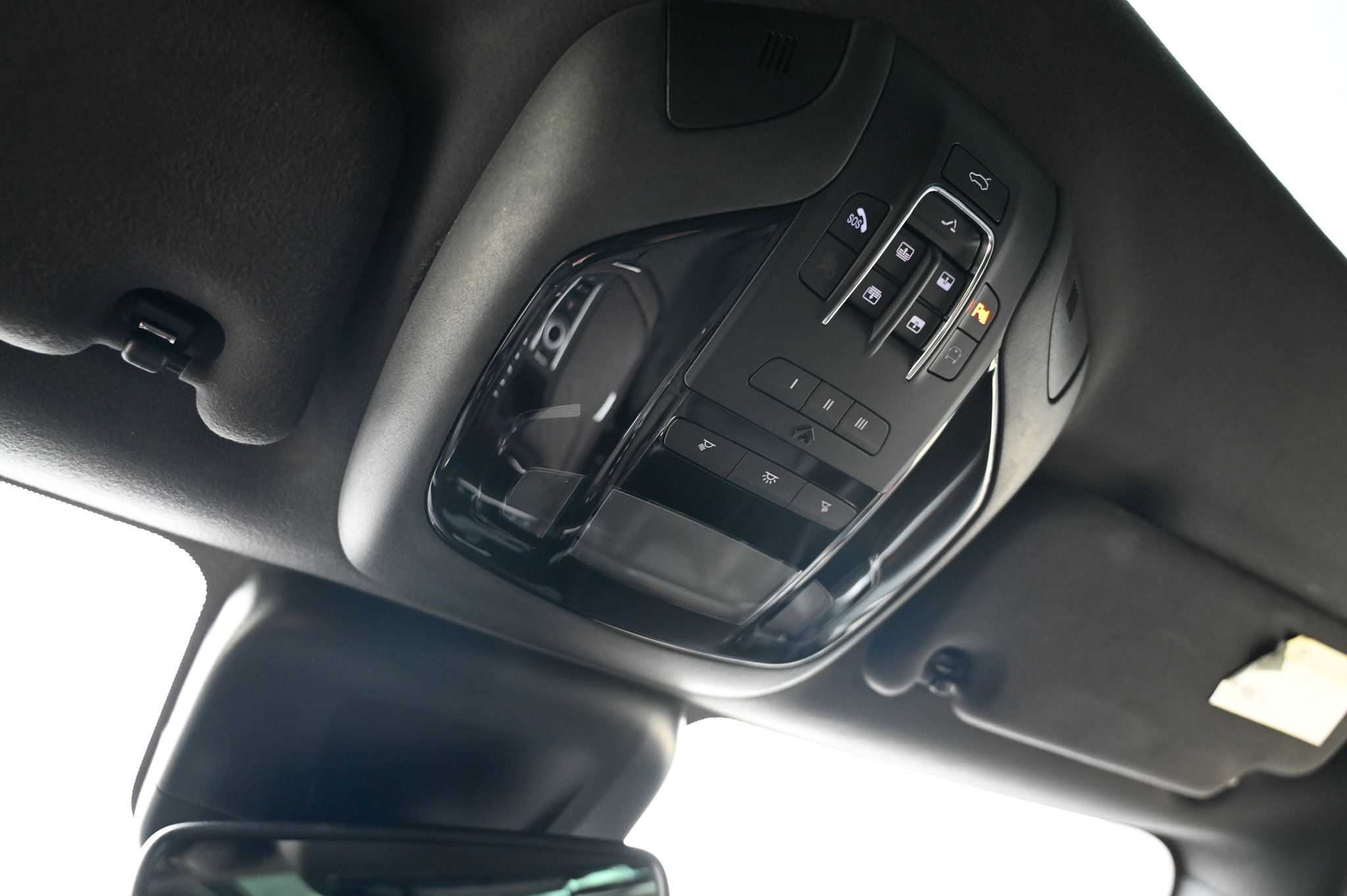 Certified 2022 Maserati Levante GT image 31