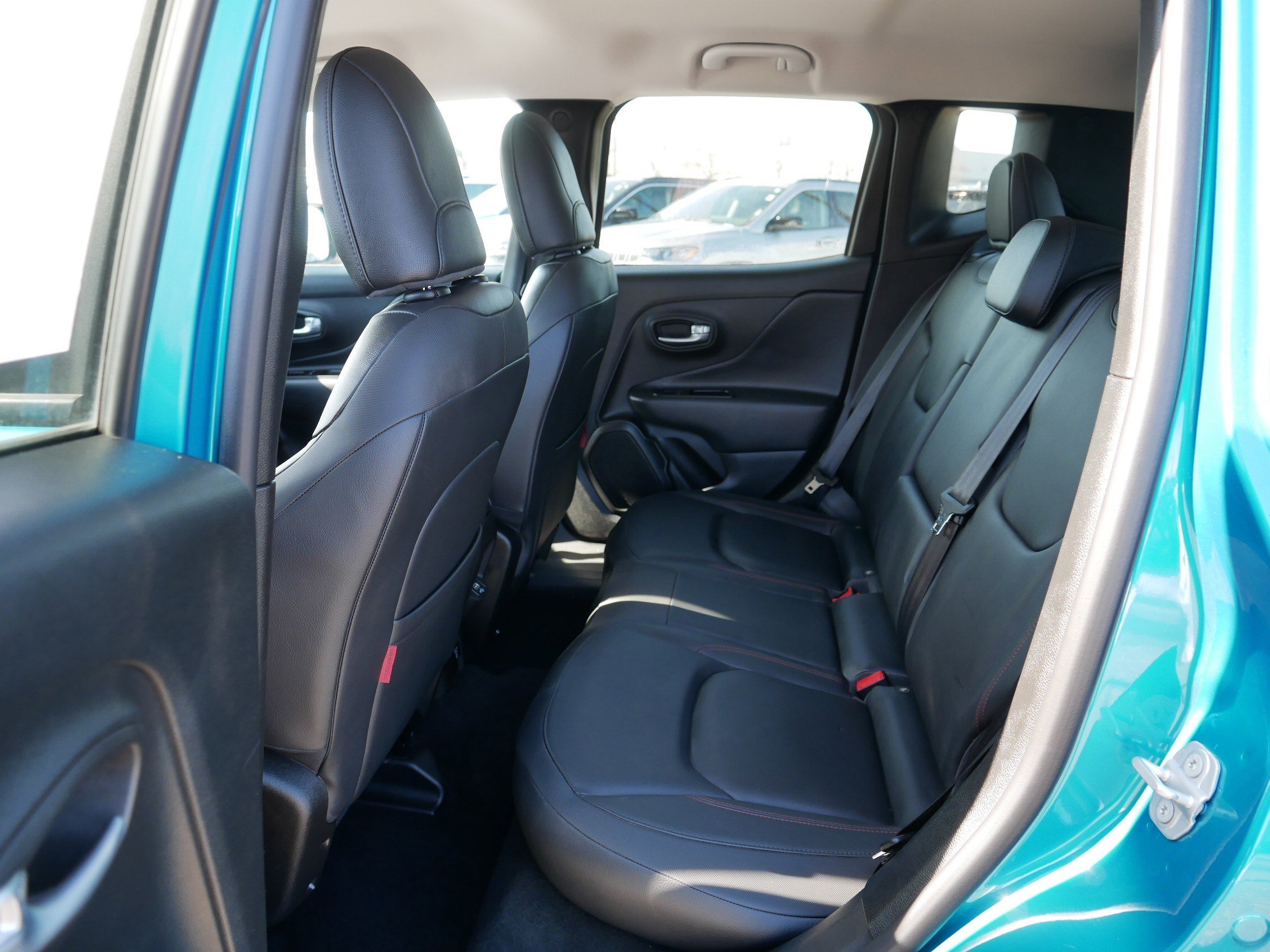 Used 2022 Jeep Renegade Trailhawk w/ Trailer Tow Group image 36