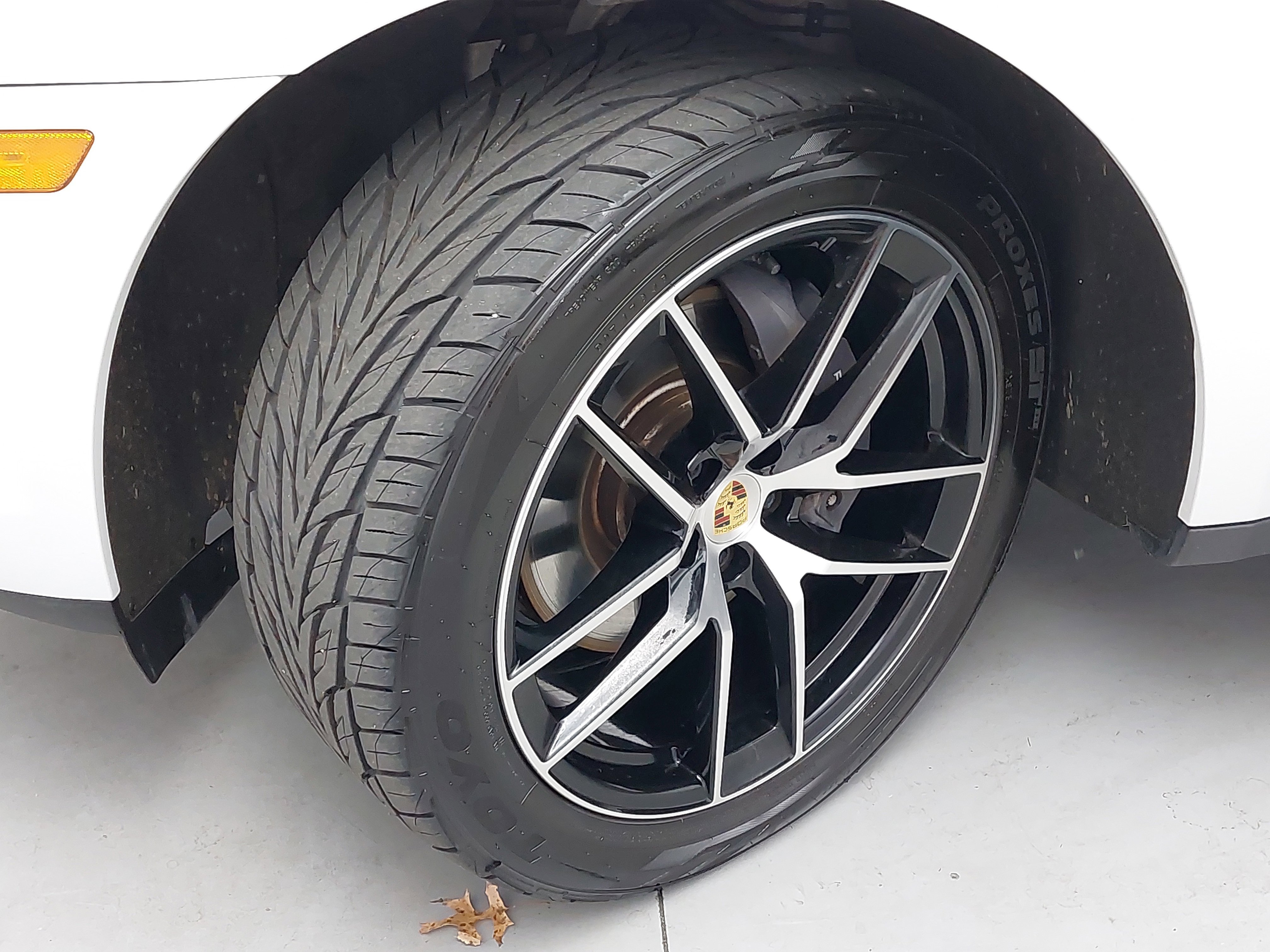 Used 2023 Porsche Macan image 33