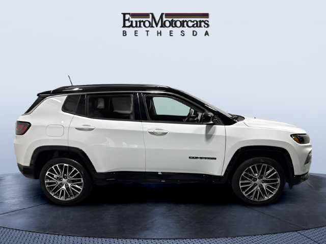 Used 2022 Jeep Compass Limited w/ Elite Group AWD/4WD image 6