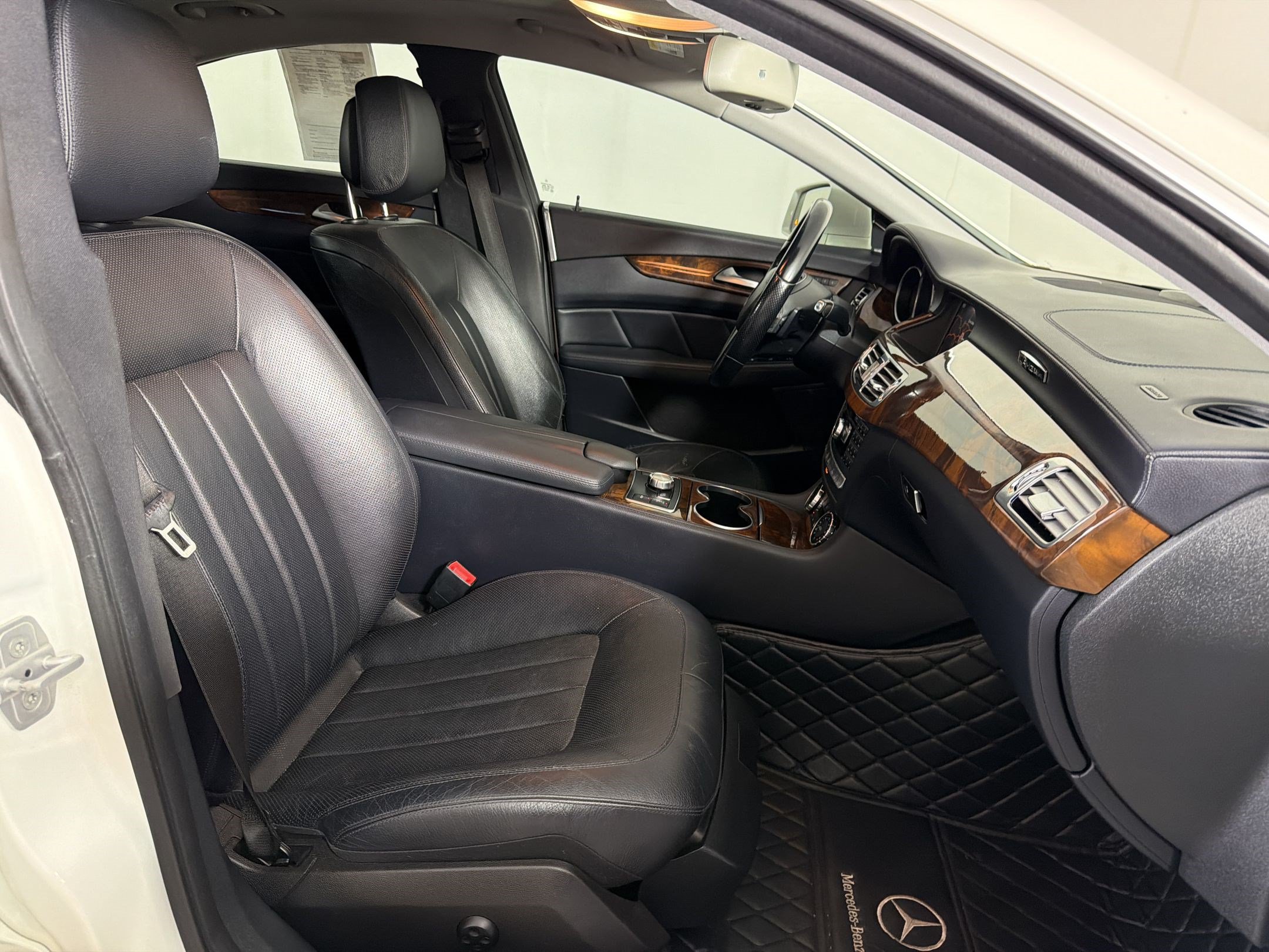 Used 2013 Mercedes-Benz CLS 550 4MATIC image 25