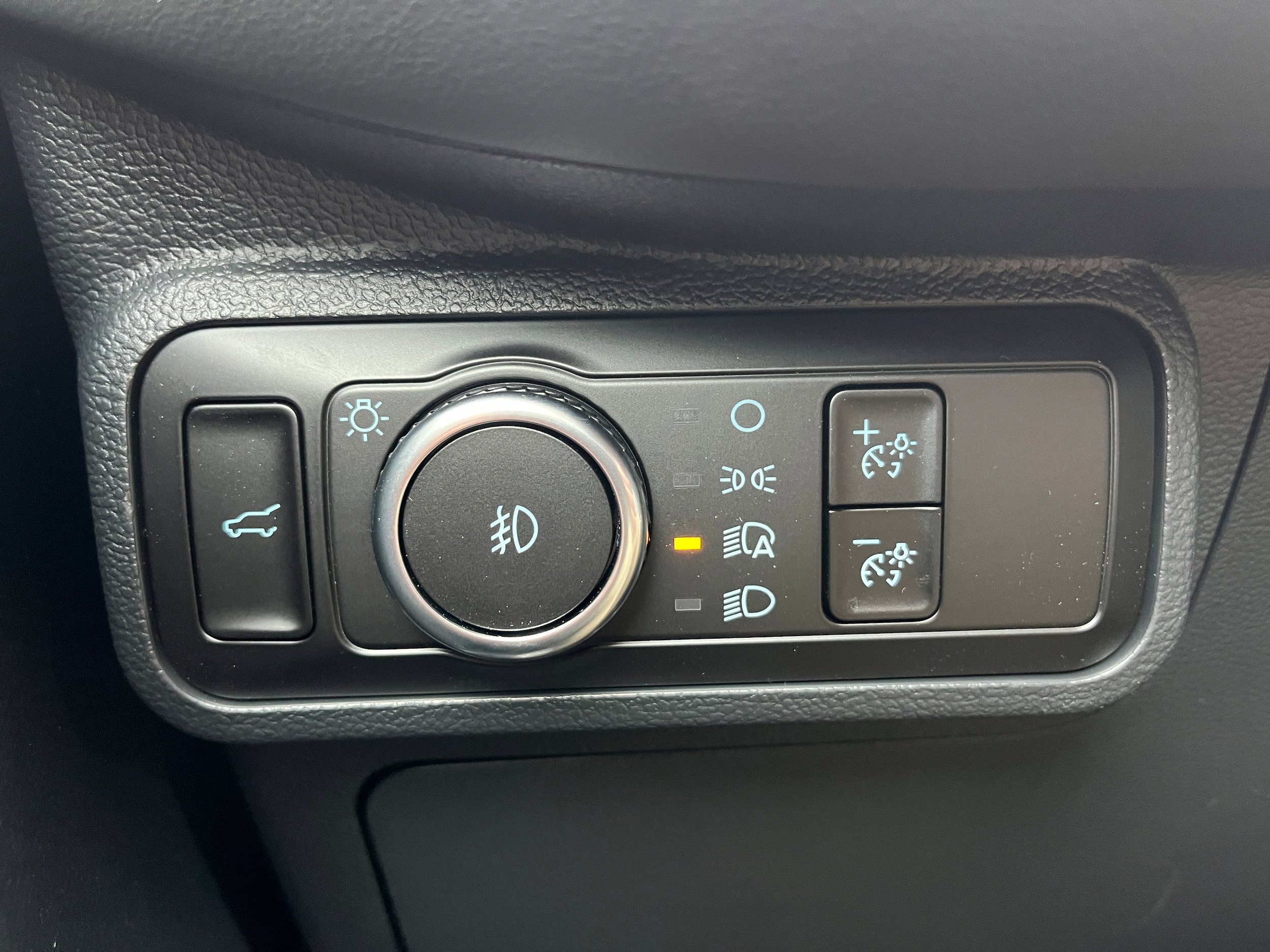 New 2026 Ford Explorer Active w/ Active Comfort Package AWD/4WD image 19