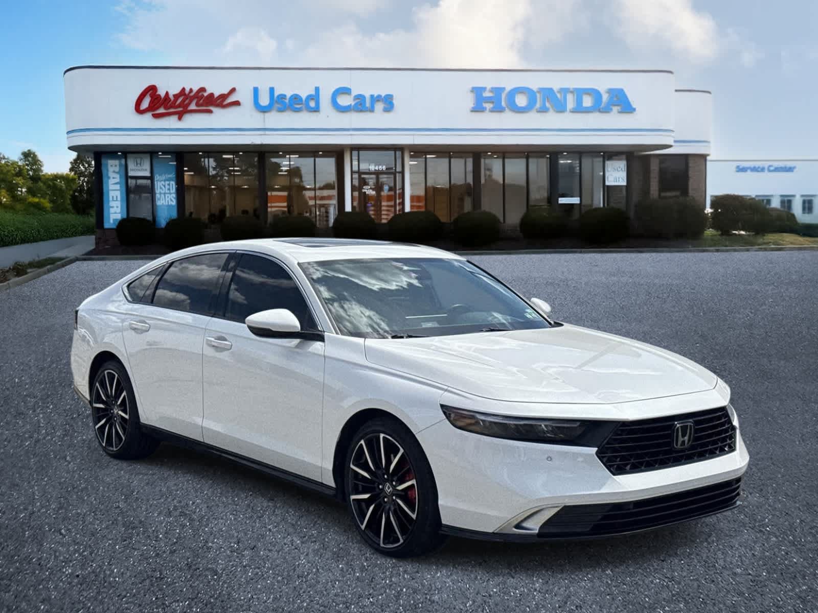 Used 2024 Honda Accord Touring image 5