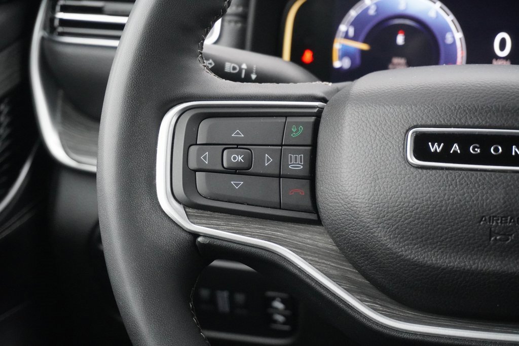 Used 2024 Jeep Wagoneer Series III image 15