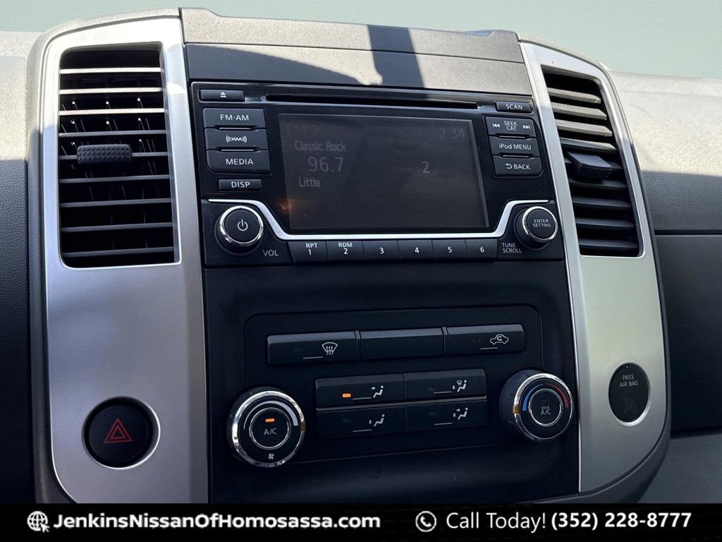 Used 2017 Nissan Frontier SV RWD image 30