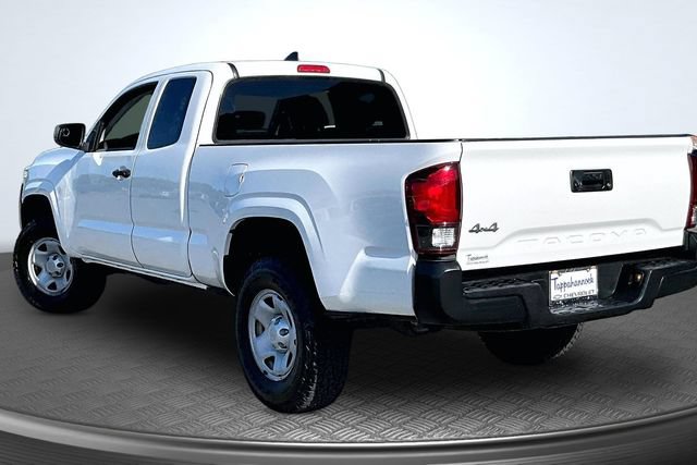 Used 2021 Toyota Tacoma SR AWD/4WD image 4