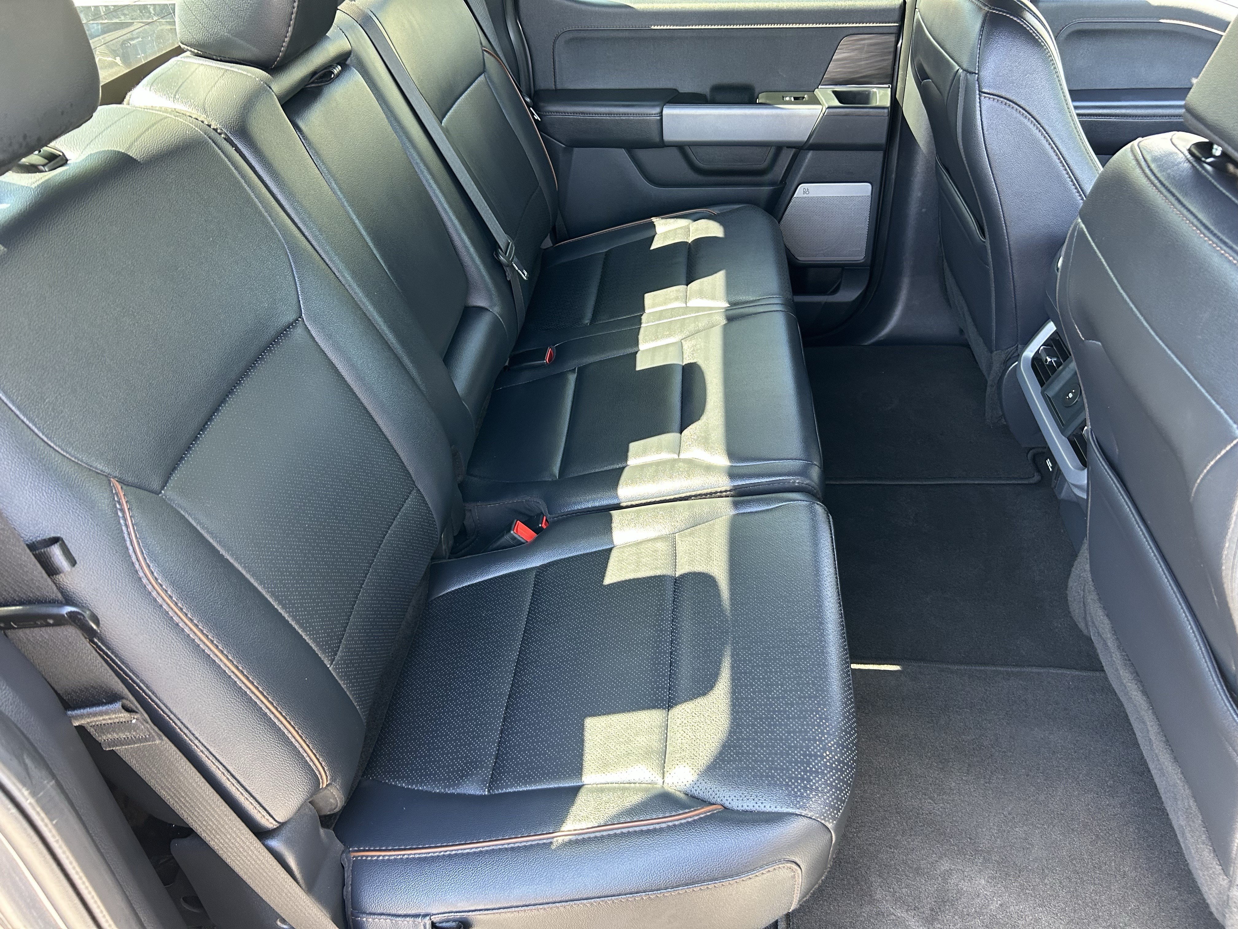 Used 2025 Ford F150 Lariat AWD/4WD image 11