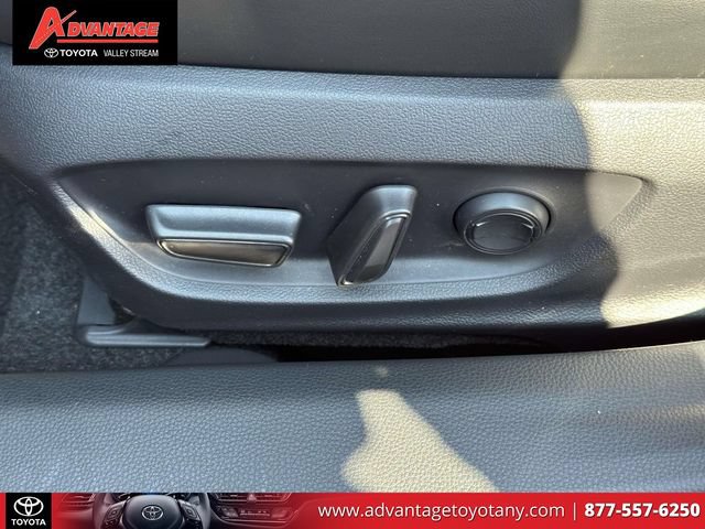 Used 2025 Toyota Prius Plug-In Hybrid w/ Limited Premium Package FWD image 23