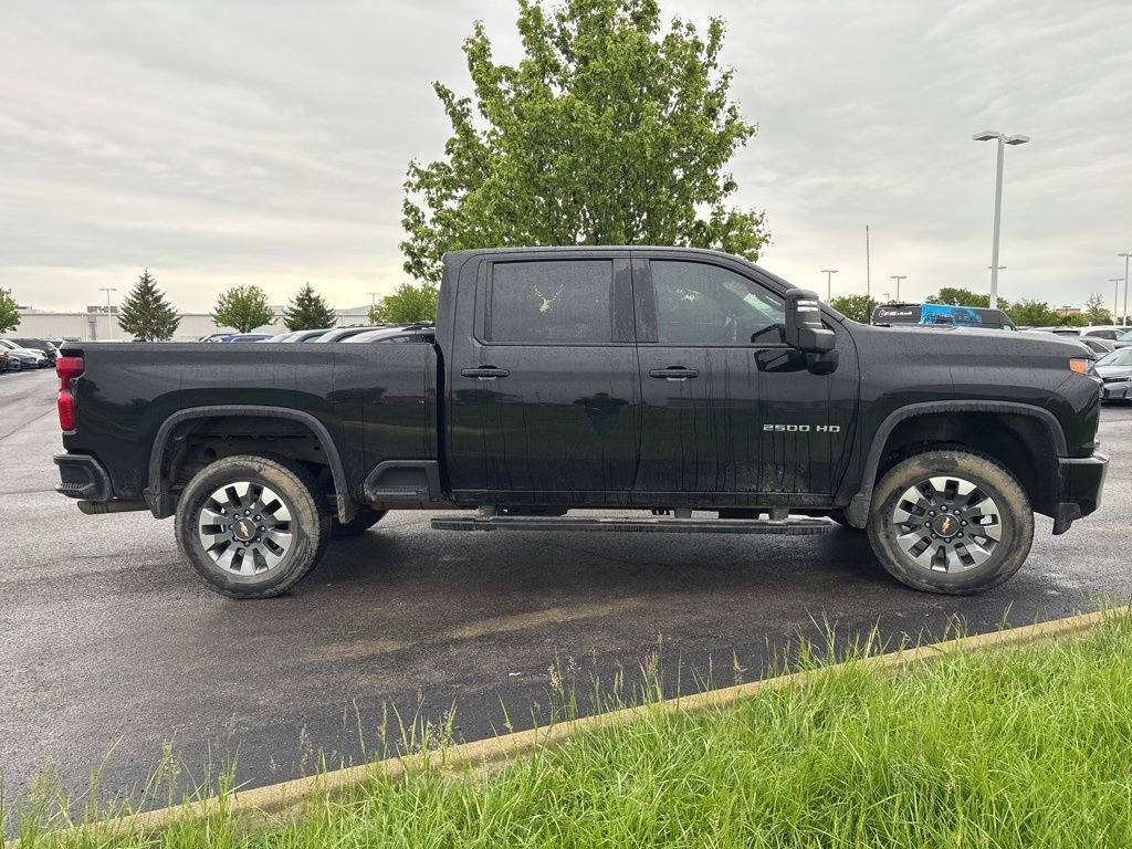 Used 2022 Chevrolet Silverado 2500 Custom w/ Infotainment Package AWD/4WD image 11