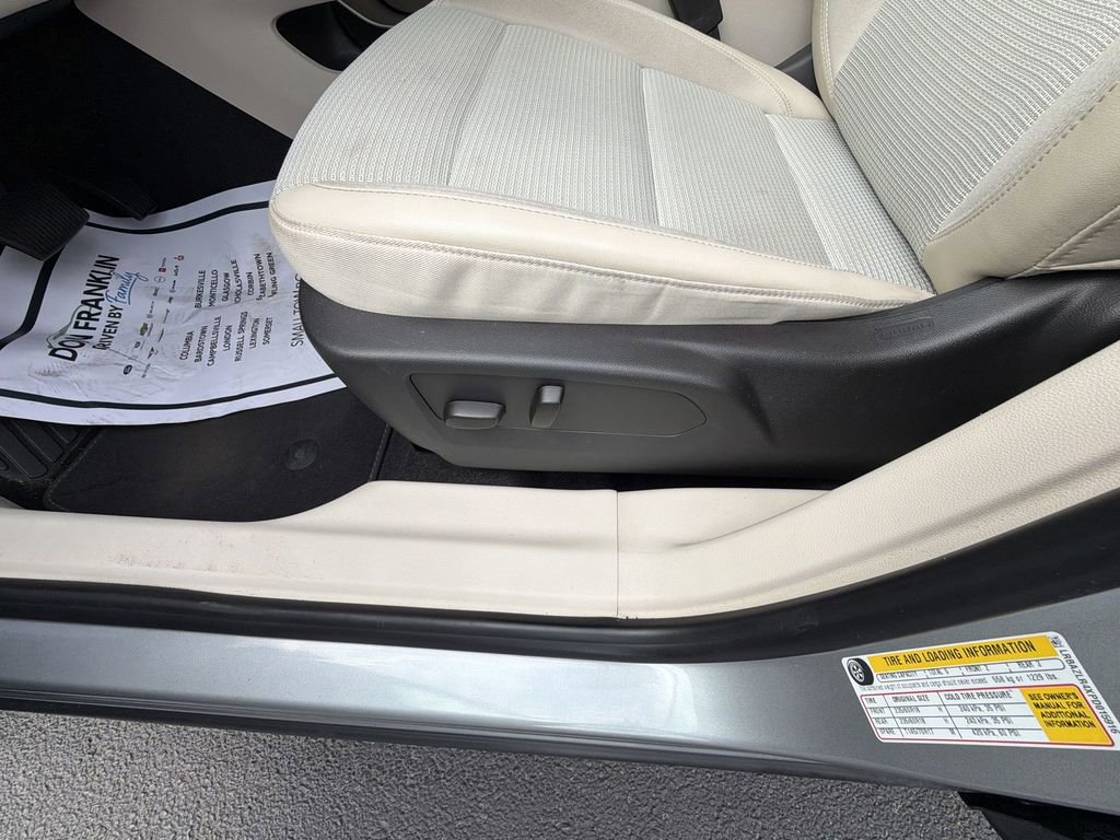 Used 2023 Buick Envision Preferred image 18