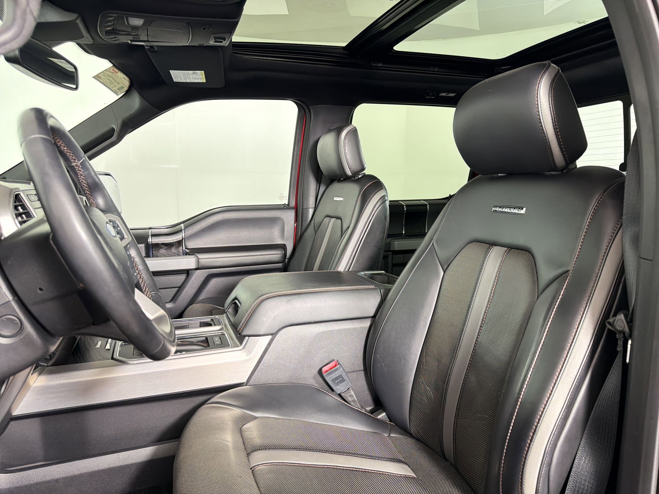 Used 2018 Ford F150 Platinum w/ Equipment Group 701A Luxury RWD image 13