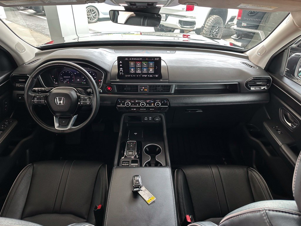 Used 2023 Honda Pilot Elite image 23