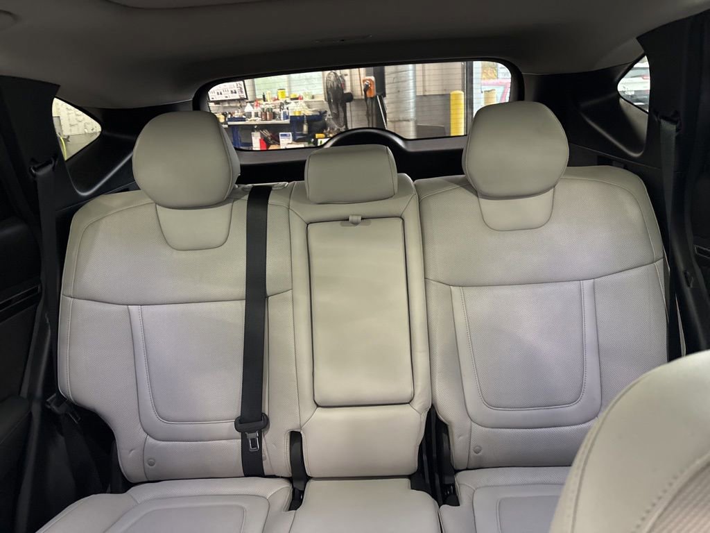 Used 2023 Hyundai Tucson Limited AWD/4WD image 22