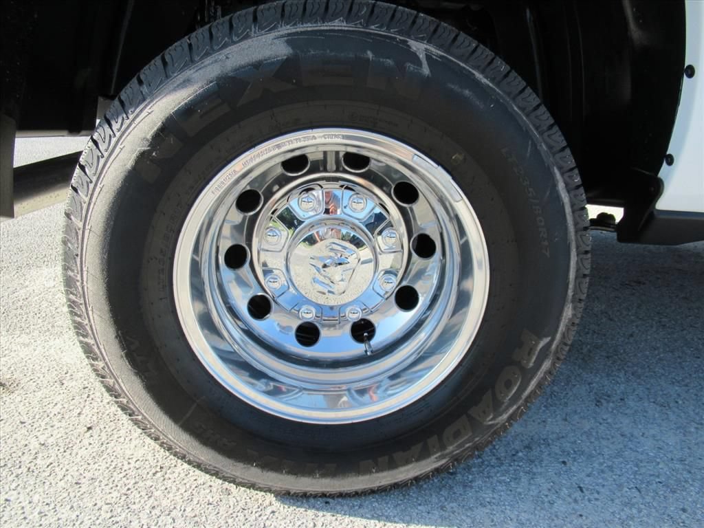 New 2026 RAM 3500 Big Horn AWD/4WD image 8