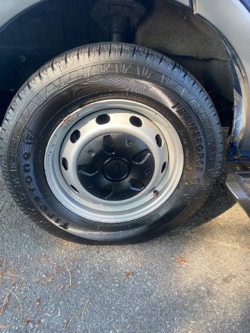 Used 2015 Ford Transit 350 XL image 28