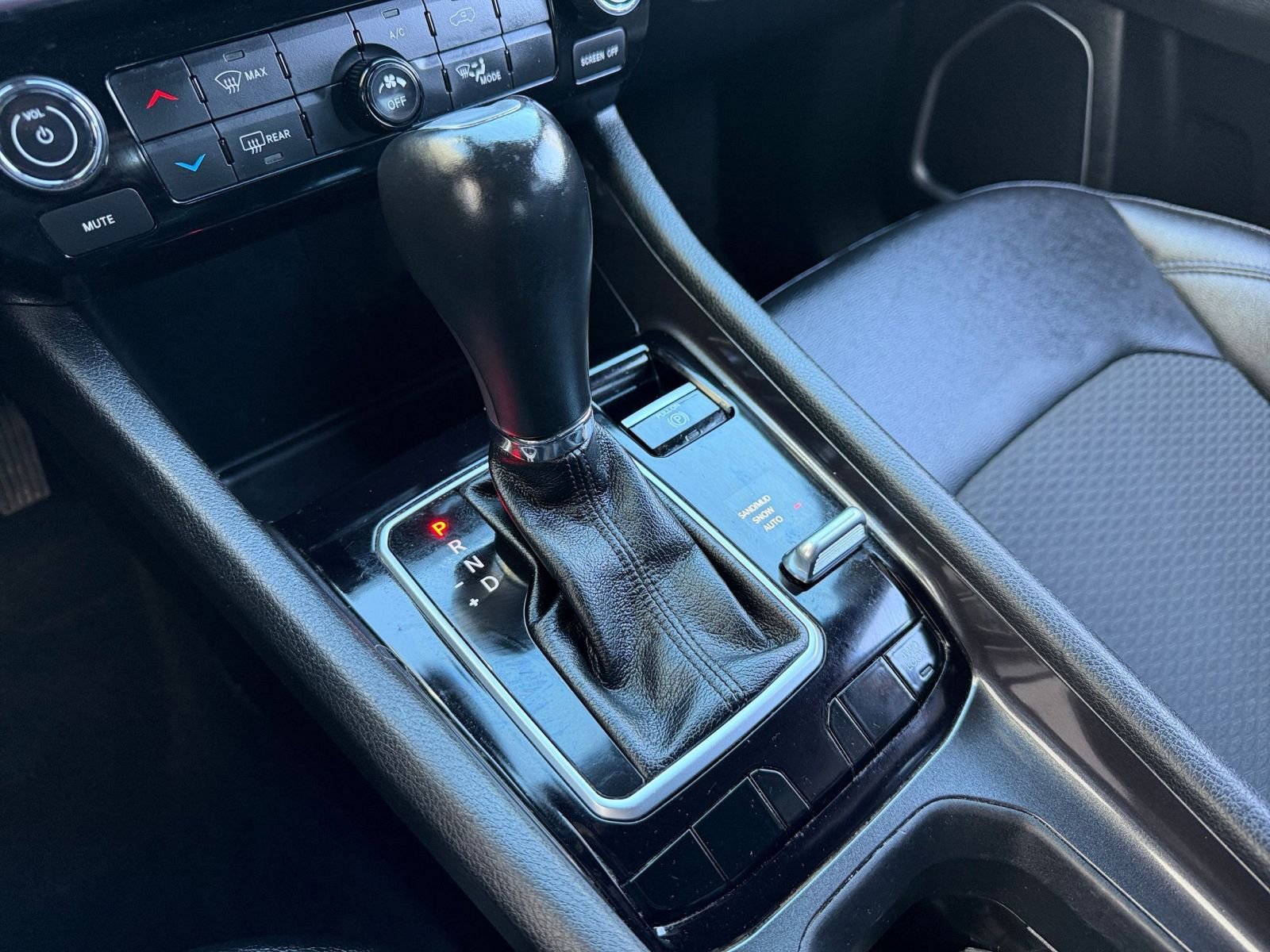 Used 2025 Jeep Compass Latitude AWD/4WD image 40