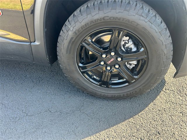 Used 2021 GMC Acadia AT4 w/ Technology Package image 18