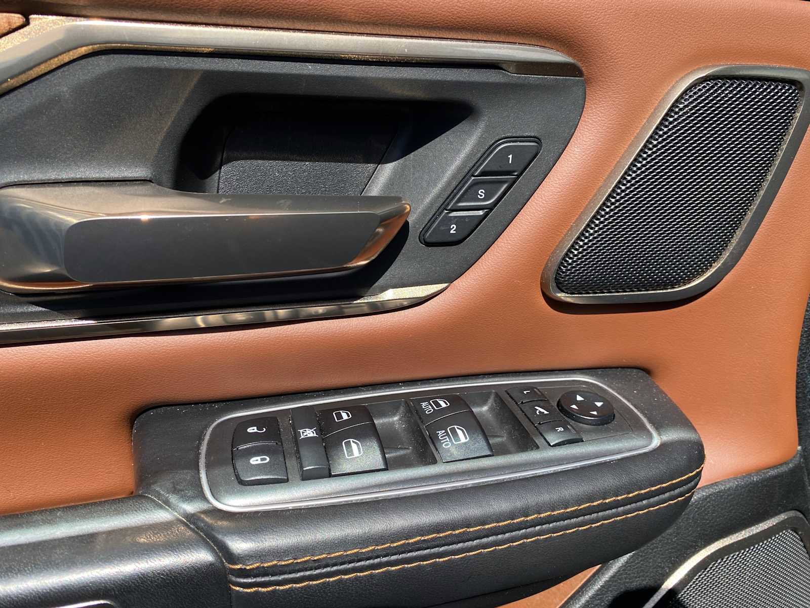 Used 2021 RAM 1500 Limited AWD/4WD image 17