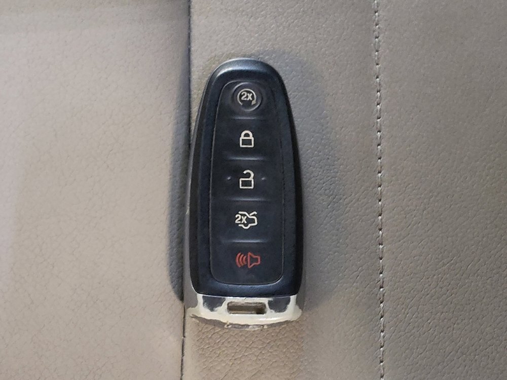 Used 2014 Ford Escape Titanium image 32