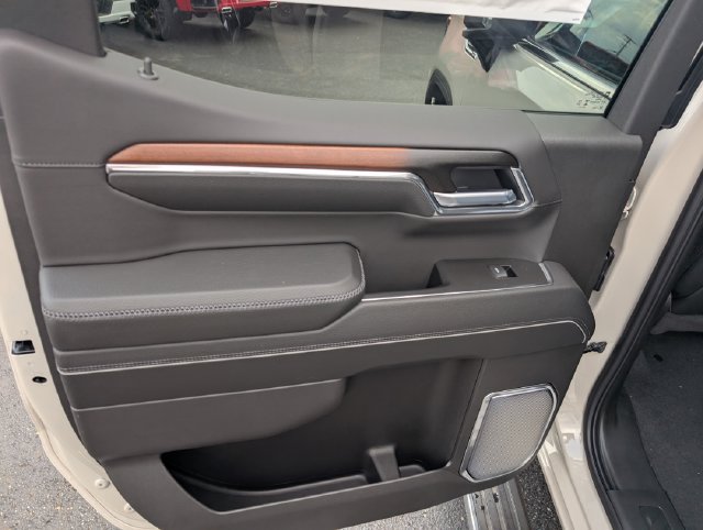 New 2026 GMC Sierra 1500 Denali w/ Denali Reserve Package AWD/4WD image 11