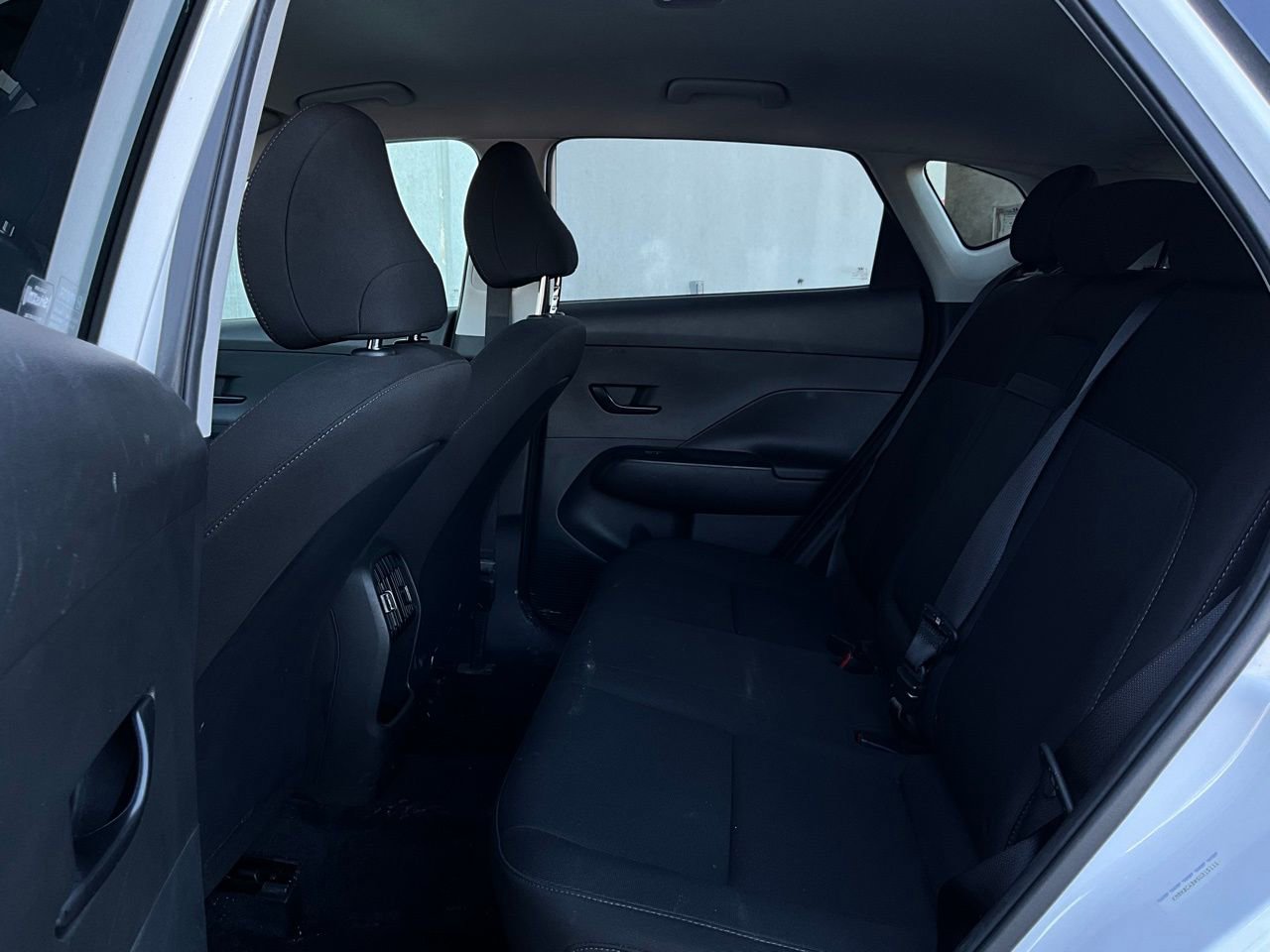 Used 2025 Hyundai Kona SEL image 12