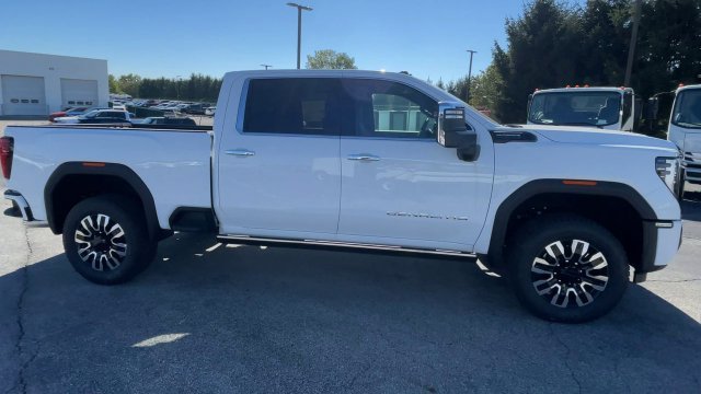 New 2026 GMC Sierra 2500 Denali Ultimate w/ Max Trailering Package AWD/4WD image 3