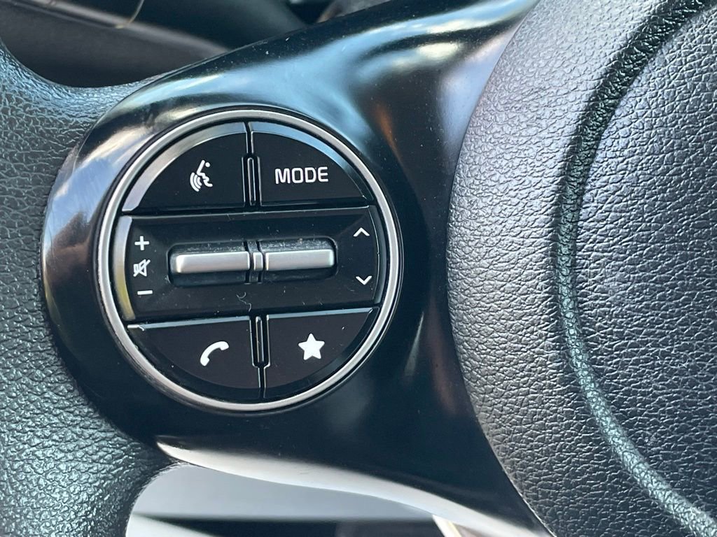 Certified 2023 Kia Soul LX w/ LX Technology Package FWD image 24