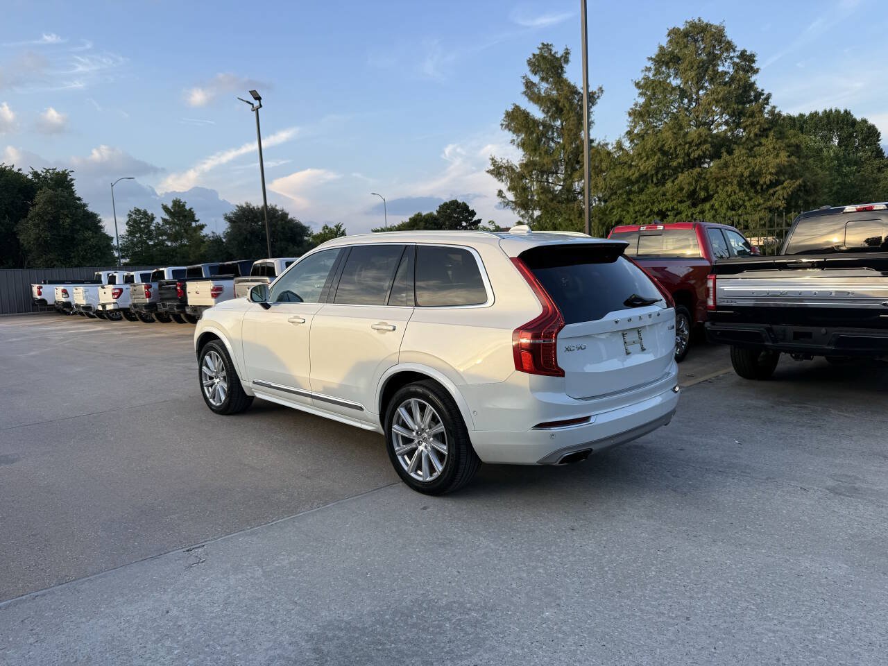 Used 2018 Volvo XC90 T6 Inscription w/ Convenience Package AWD/4WD image 4