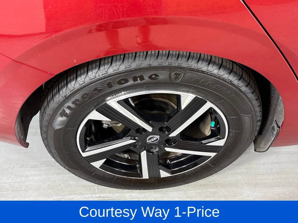Used 2024 Nissan Sentra SV FWD image 13