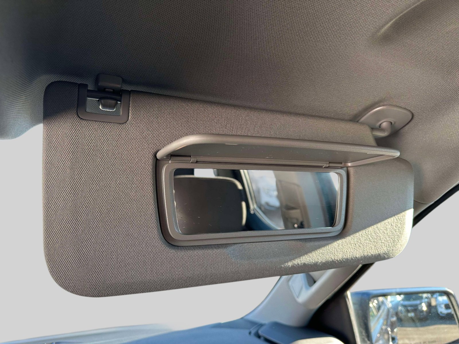 Used 2024 GMC Sierra 1500 Elevation image 32