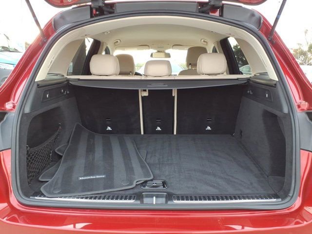 Used 2019 Mercedes-Benz GLC 300 image 23