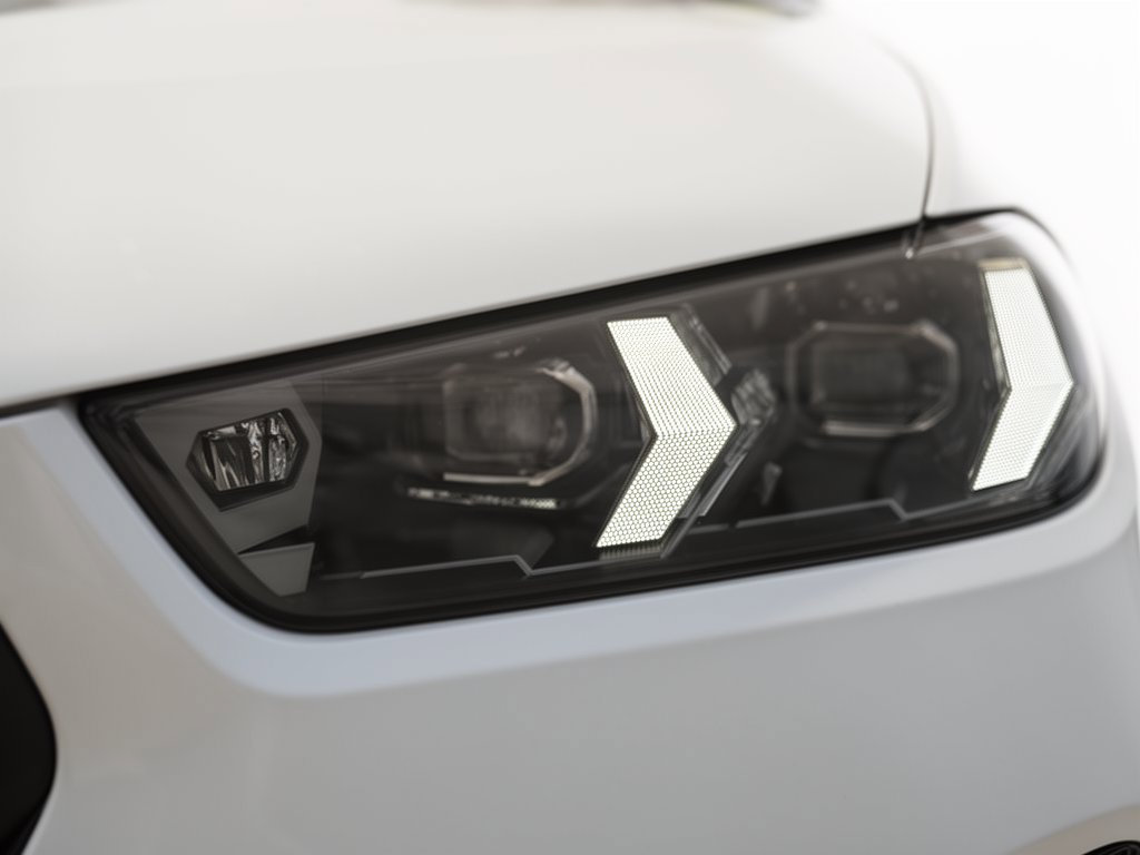 Used 2026 BMW X5 M Competition w/ Executive Package AWD/4WD image 13